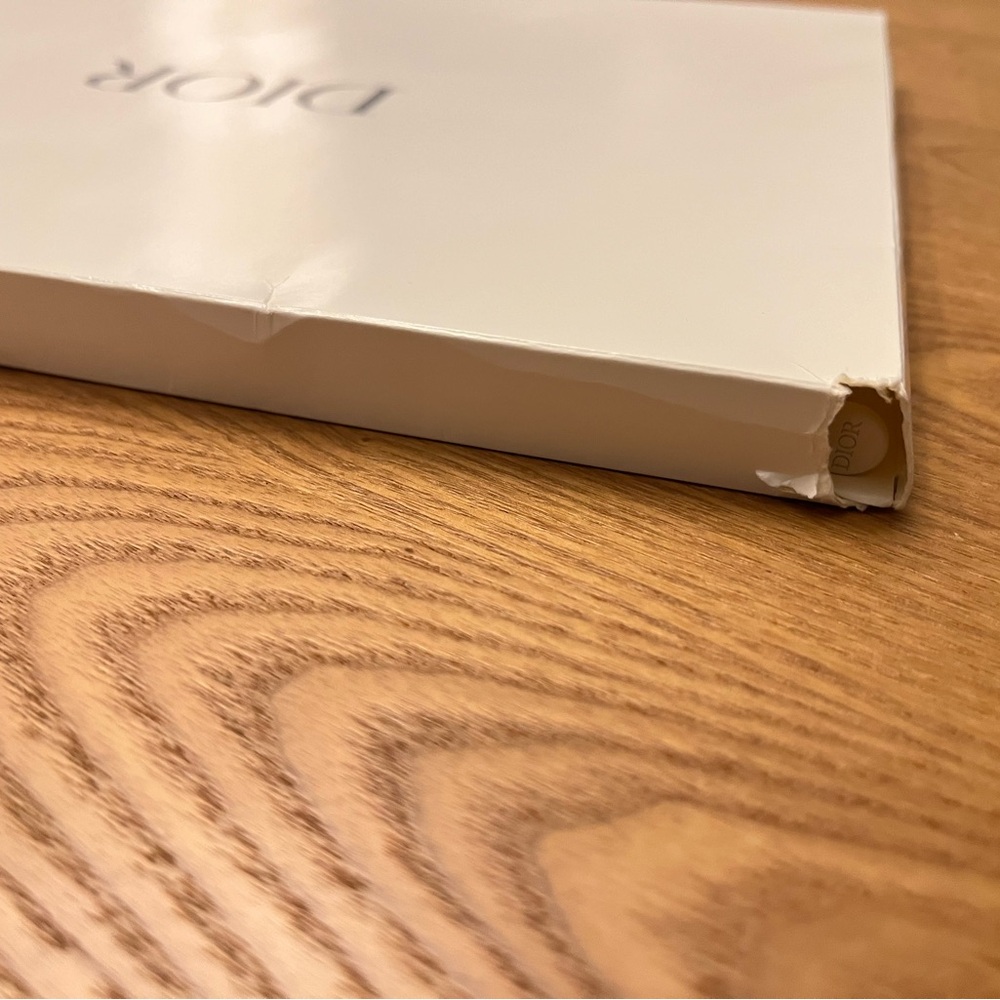 Dior GWP Beauty Spring Flower Clutch - Picture 7 of 8